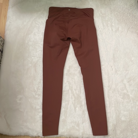 Koral Sandstone Drive Leggings - Picture 2 of 11